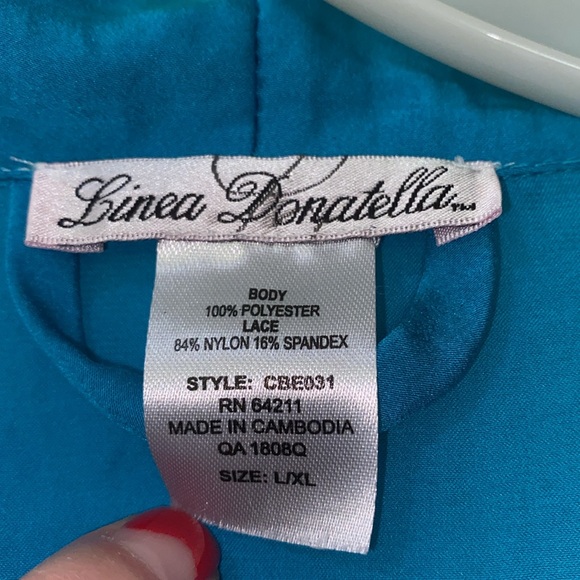 Linea Donatella Robe - Picture 5 of 5
